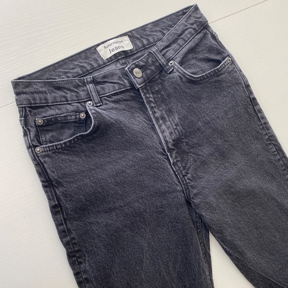Reformation Women's High Rise Straight Leg Raw Hem Jeans Black Wash Size 27 - Picture 4 of 13